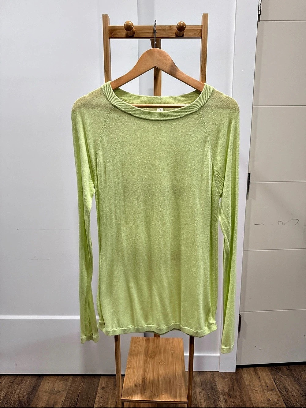 Lululemon Take It All In Sweater Long Sleeve Top in Green Size 10 Like New